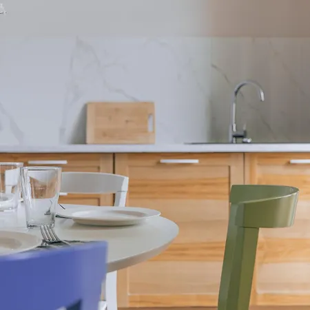 Sea Symphony Apartament *